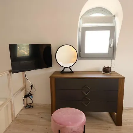 Villa Misilia Santorini Cycladic House With Jacuzzi