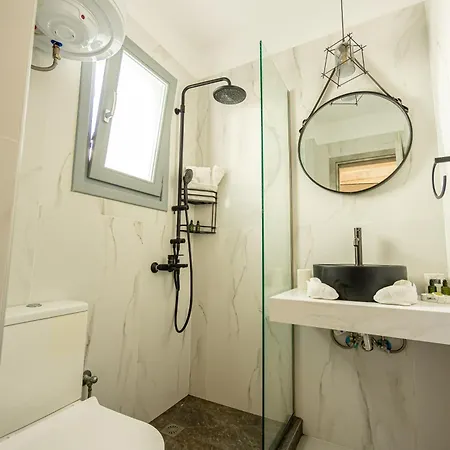 Misilia Santorini Cycladic House With Jacuzzi